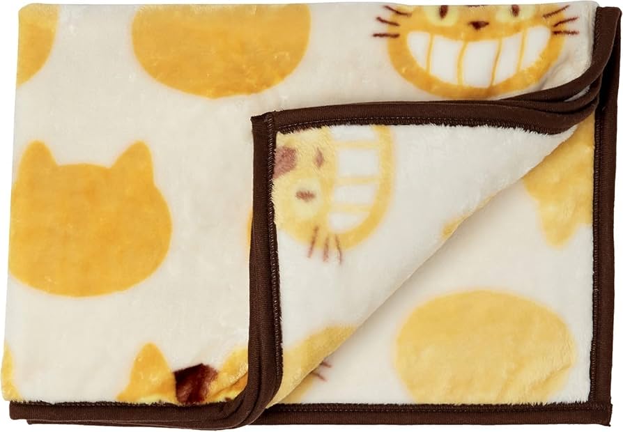 Amazon｜丸眞 膝掛け ジブリ となりのトトロ ネコバスシルエット